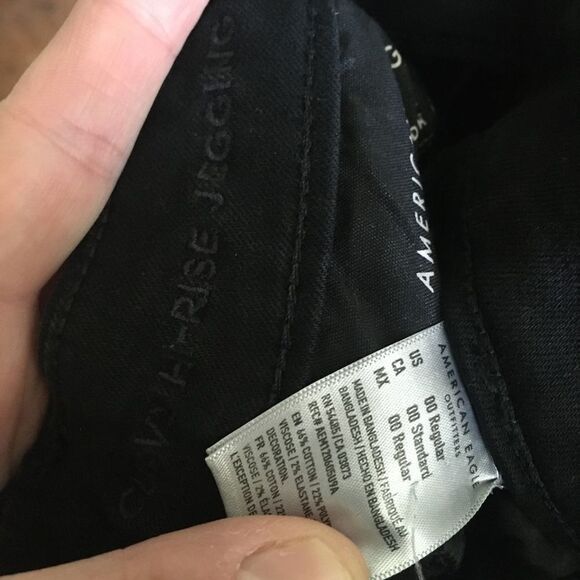 American Eagle black curvy hi-rise 00 jeggings - Picture 3 of 4